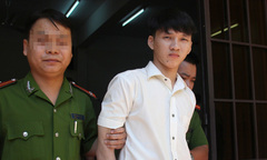 Đâm chết chủ quán, nhân viên phục vụ bàn lãnh án tử