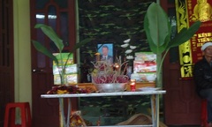 Vụ sập giàn giáo ở Hà Tĩnh: Cha già cạn nước mắt gọi tên con