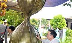 Cận cảnh chiếc đồng hồ nước lớn nhất Việt Nam 