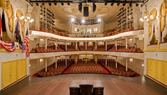 Khám phá 10 điểm du lịch nổi tiếng từng là nơi ám sát