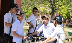 Nhiều thí sinh bỏ thi môn Toán