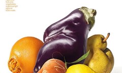 Siêu thị khiến khách hàng đỏ mặt vì rau củ toàn hình thù kỳ lạ