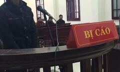 Bị dọa đánh, trai làng chém bạn thương tật 41\%