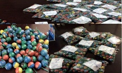 Phát hiện 2.500 quả pháo bi  "nhét " trong xe khách