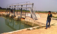 Rủ nhau tắm kênh, hai học sinh THCS đuối nước