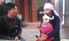 Vụ sập giàn giáo ở Hà Tĩnh: Xót thương cảnh mẹ già con thơ