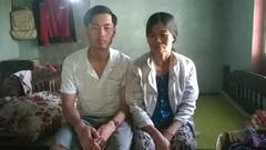 Cảm thương cậu học trò mồ côi nuôi mẹ bị bệnh nặng