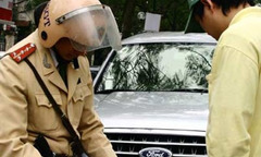 Đầu 2015, mua bán xe ôtô không sang tên bị phạt tới 4 triệu đồng