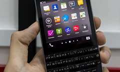 Tết Nguyên đán 2015: Những điện thoại sành điệu chơi tết