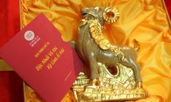 Bộ sưu tập quà tặng thủ công mỹ nghệ Việt