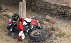  "Soi "  siêu xe Ducati trong vụ tai nạn với đoàn xe motor