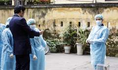 Lắp hai hệ thống theo dõi dịch bệnh Ebola ở biên giới