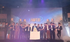 Con Đường Việt - một năm nhìn lại