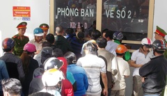 Sốt vé xem Công Phượng đá V-League