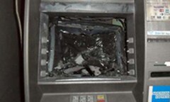 Truy tìm tên trộm phá tung máy ATM lấy đi 900 triệu đồng