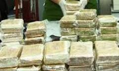 Phá chuyên án ma túy, thu giữ 94 bánh heroin tại Hòa Bình