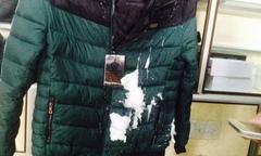 Tiểu thương bức xúc vì hàng hóa bị phun axit ngày giáp Tết