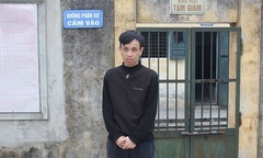 Dùng dao đâm chết người  vì bị ép rượu tại đám cưới