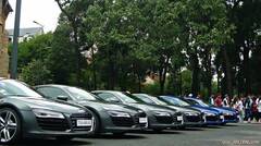 Dàn siêu xe Audi R8  "náo động " đường phố Sài Gòn