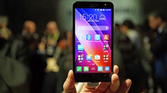 Những smartphone hấp dẫn giá chỉ bằng một nửa iPhone 6