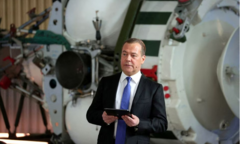 Ông Medvedev: Nga có thể sáp nhập hai vùng ly khai ở Gruzia