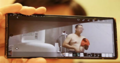 Cô gái sốc nặng khi xem lại hình ảnh do camera ghi lại trong lúc mình vắng nhà