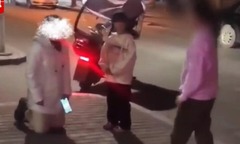 Mong muốn con gái chăm chỉ học tập, người mẹ có hành động khó tin