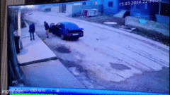 Hai người đàn ông bị hất văng lên trời rồi rơi xuống đường tử vong sau vụ nổ lớn 