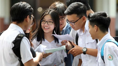 Thi tốt nghiệp THPT 2023: Thí sinh cần mang theo giấy tờ gì khi làm thủ tục?