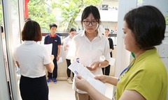 Đề minh họa môn Vật Lý tốt nghiệp THPT 2025