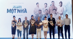 Vân Dung: Đóng “Người một nhà”, lần đầu tiên trong cuộc đời tôi bị đánh, “khiếp hồn” mất 2 ngày