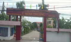 Kiên Giang: Trường THPT huyện U Minh Thượng nâng cao chất lượng quản lý, giảng dạy và học tập với mô hình học tập trải nghiệm bằng việc ứng dụng với kỹ thuật trồng, chăm sóc hoa mang lại lợi ích thiết thực cho cộng đồng.