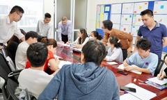 “Xưởng đóng thuyền” sang Châu Âu – “Gia đình” học tiếng Đức vui vẻ và nhiệt huyết