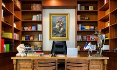 Hãng luật LA DÉFENSE – “Công lý không phải một món quà”