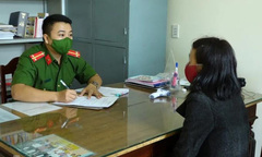 Lật tẩy nhóm tín dụng đên bắt người vay chụp ảnh, quay video quan hệ tình dục để thế chấp