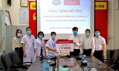 Agribank ủng hộ 1 tỷ đồng cho Bệnh viện bệnh nhiệt đới Trung ương phòng chống Covid-19