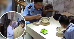 Bé gái 10 tuổi có hành động  "ga lăng " với 2 cảnh sát gây sốt cộng đồng mạng