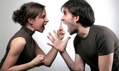 Vợ chồng giận nhau đến mấy cũng phải tuyệt đối tránh những điều này
