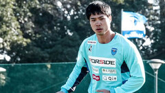 Vì sao Công Phượng bị gạt khỏi danh sách thi đấu của Yokohama FC?