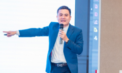 Coaching Nguyễn Phát - Người đàn ông đầu tiên đào tạo Spa ở thế giới