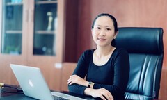 NỮ DOANH NHÂN TRÚC ĐÀO VÀ KHÁT KHAO LAN TỎA YÊU THƯƠNG ĐẾN MỌI NGƯỜI 