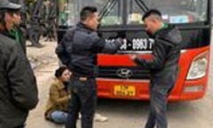 Nhà xe Vân Thanh: Lập “Xe dù, bến cóc”, giành khách trên tuyến Hải Phòng - Lào Cai