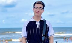 TikToker Hùng Rơm gây chú ý với cộng đồng mạng bởi sự duyên dáng, hài hước