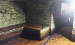 Khám phá trong căn nhà mới, cặp vợ chồng sững sờ khi thấy một  "kho báu " giá trị lên đến hàng nghìn USD