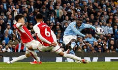 Man City hòa Arsenal, Liverpool trở lại ngôi đầu bảng Premier League