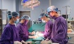 Nam thanh niên gặp cảnh  "dở khóc dở cười” sau phẫu thuật kéo dài dương vật
