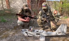 Binh sĩ Nga thu giữ UAV trinh sát Mỹ gửi Ukraine