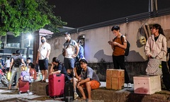 Sợ tắc đường, nhiều người trở lại Hà Nội từ 4 giờ sáng ngày cuối ky nghỉ lễ