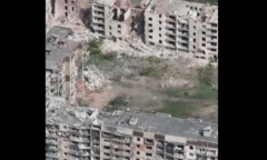 Khung cảnh hoang tàn tại thành phố chiến lược Chasiv Yar của Ukraine