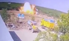 Khoảnh khắc nổ lớn tại mỏ đá khiến ít nhất 3 người thiệt mạng ở Ấn Độ